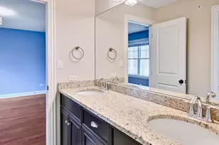 4 Oxford Ave, Clarendon Hills, IL 60514 - Photo 29