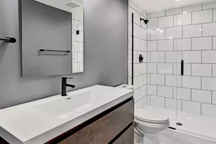 4 Oxford Ave, Clarendon Hills, IL 60514 - Photo 37