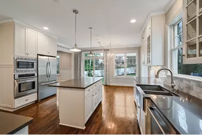 4 Oxford Avenue, Clarendon Hills, IL 60514 - Photo 11