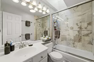 2851 N Southport Ave, Chicago, IL 60657 - Photo 17