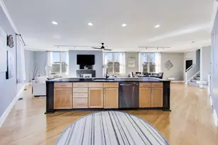 2826 N Talman Ave, Chicago, IL 60618 - Photo 17