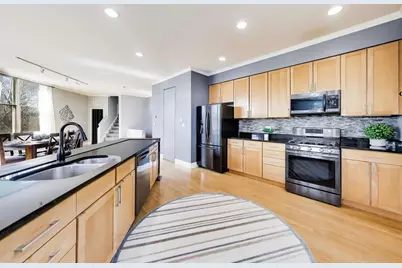 2826 N Talman Avenue #A, Chicago, IL 60618 - Photo 15