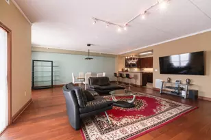 153 Pointe Dr, Northbrook, IL 60062 - Photo 5