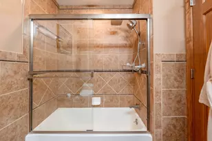 153 Pointe Dr, Northbrook, IL 60062 - Photo 13