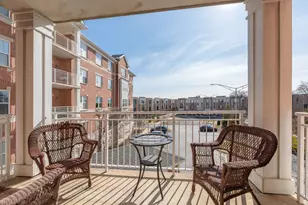 153 Pointe Dr, Northbrook, IL 60062 - Photo 15