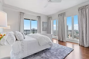 11 E Walton St, Chicago, IL 60611 - Photo 31