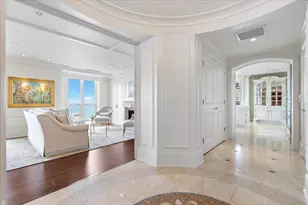11 E Walton St, Chicago, IL 60611 - Photo 3