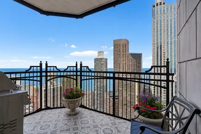 11 E Walton Street #4402, Chicago, IL 60611 - Photo 23
