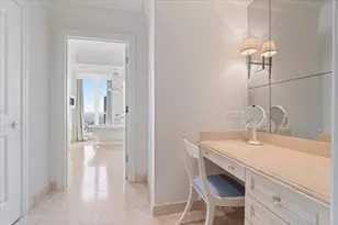 11 E Walton St, Chicago, IL 60611 - Photo 35