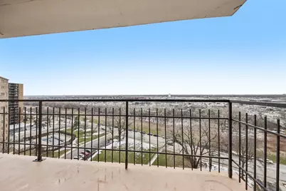 7141 N Kedzie Avenue #1213, Chicago, IL 60645 - Photo 19