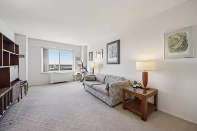 7141 N Kedzie Avenue #1213, Chicago, IL 60645 - Photo 9