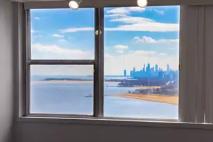 6301 N Sheridan Rd, Chicago, IL 60660 - Photo 3