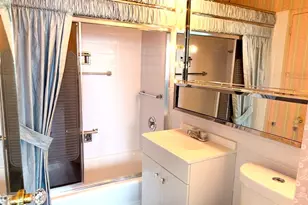 6301 N Sheridan Rd, Chicago, IL 60660 - Photo 5