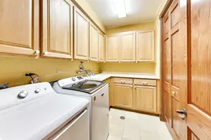 3914 W 51st St, Chicago, IL 60632 - Photo 49