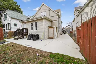 1142 N Mason Ave, Chicago, IL 60651 - Photo 23