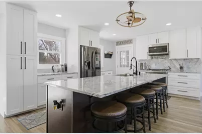 6 E Anchor Drive, Oswego, IL 60543 - Photo 3