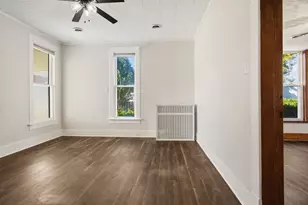 214 E William St, Monticello, IL 61856 - Photo 21