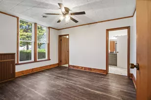 214 E William St, Monticello, IL 61856 - Photo 25