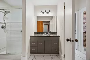 214 E William St, Monticello, IL 61856 - Photo 23