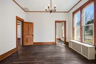 214 E William St, Monticello, IL 61856 - Photo 19