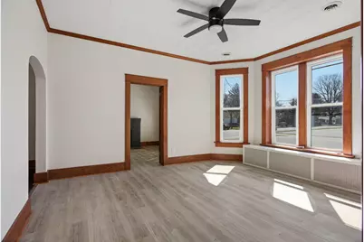 214 E William Street, Monticello, IL 61856 - Photo 7