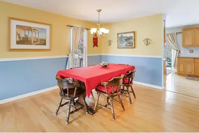 210 Foxmoor Road, Fox River Grove, IL 60021 - Photo 7