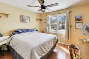 210 Foxmoor Rd, Fox River Grove, IL 60021 - Photo 23