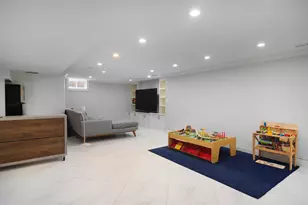 702 W Lonnquist Blvd, Mount Prospect, IL 60056 - Photo 21