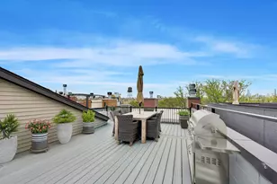 1530 N Wood St, Chicago, IL 60622 - Photo 11