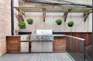 41 E Elm St, Chicago, IL 60611 - Photo 19