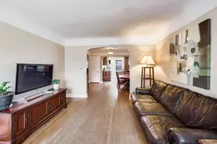 6674 W Hayes Ave, Chicago, IL 60631 - Photo 3