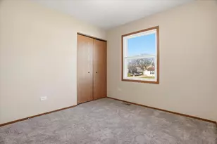 38633 N Cedar Ave, Beach Park, IL 60099 - Photo 23