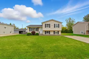 38633 N Cedar Ave, Beach Park, IL 60099 - Photo 5