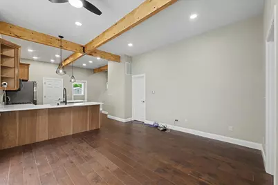 705 S State Street, Champaign, IL 61820 - Photo 5