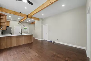 705 S State St, Champaign, IL 61820 - Photo 5