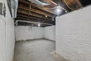 705 S State St, Champaign, IL 61820 - Photo 25