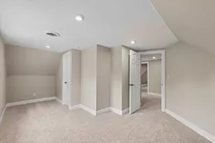 705 S State St, Champaign, IL 61820 - Photo 23