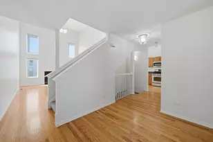 8261 Pecan Pl, Frankfort, IL 60423 - Photo 3