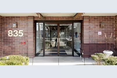 [Address not provided], Des Plaines, IL 60016 - Photo 1