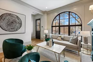 1912 W School St, Chicago, IL 60657 - Photo 3