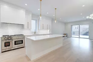 2026 N Orleans St, Chicago, IL 60614 - Photo 9