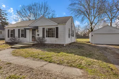 1351 W Pershing Road, Decatur, IL 62526 - Photo 3