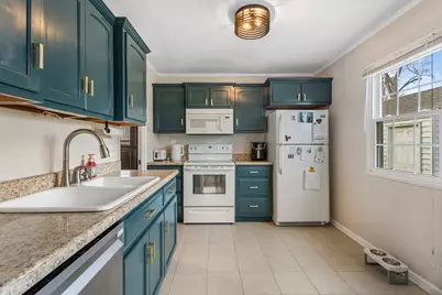 1351 W Pershing Road, Decatur, IL 62526 - Photo 9