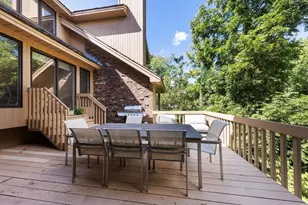 43 Oak Creek Ct, Burr Ridge, IL 60527 - Photo 19