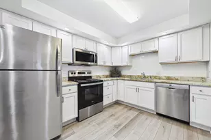 13000 W Heiden Circle, Lake Bluff, IL 60044 - Photo 11