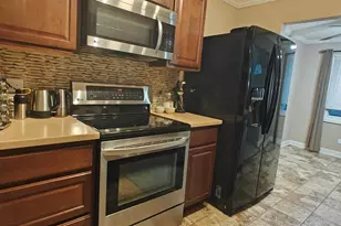 4035 Fitzjames Walk, Oak Lawn, IL 60453 - Photo 5