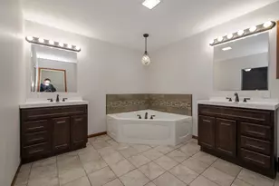 511 Armstrong St, Morris, IL 60450 - Photo 13