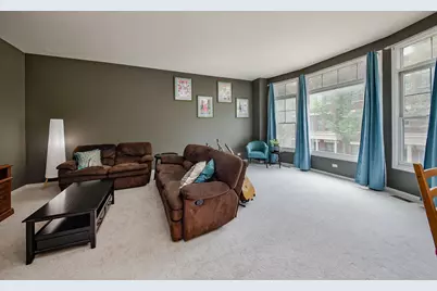 153 Dawson Drive, Elgin, IL 60120 - Photo 7