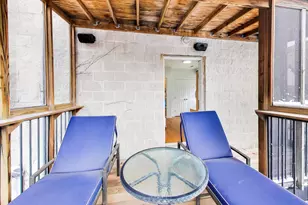 1161 W Eddy St, Chicago, IL 60657 - Photo 17