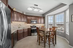 3135 Town Square Dr, Rolling Meadows, IL 60008 - Photo 5